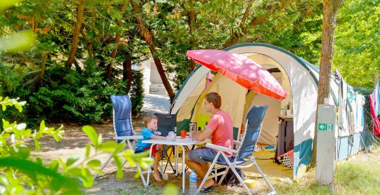 emplacement tente le petit lac famille